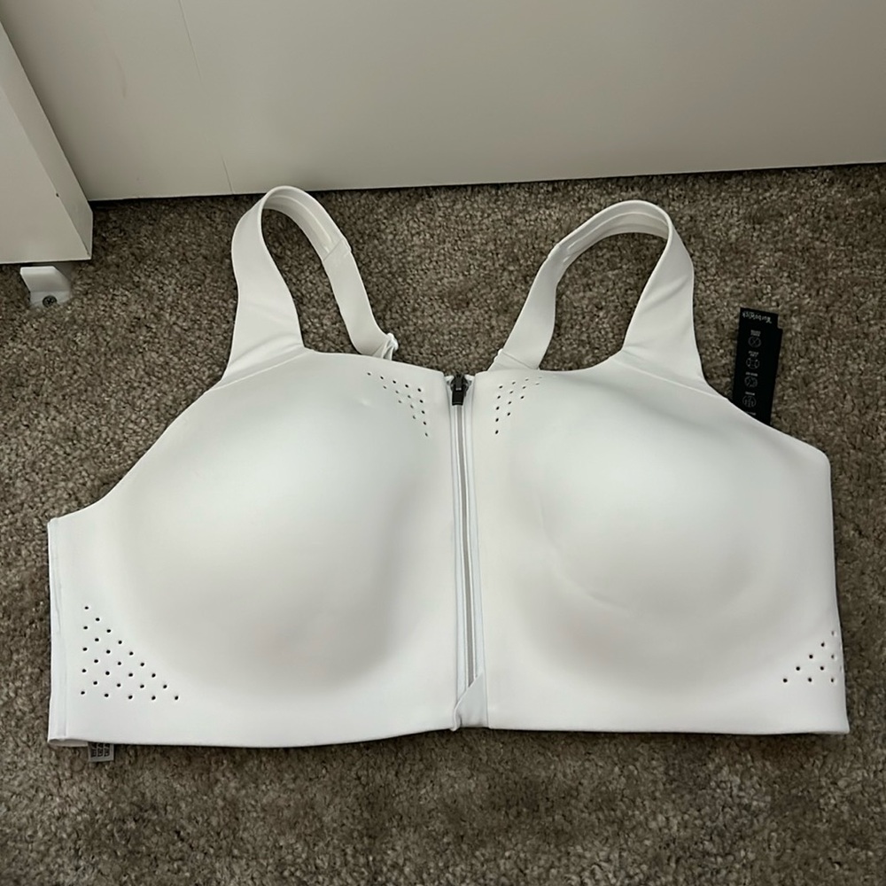 Victoria Secret Sport 38D NWT
